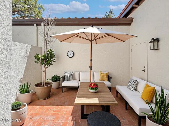 5423 Spanish Oak Lane C, Oak Park, CA 91377