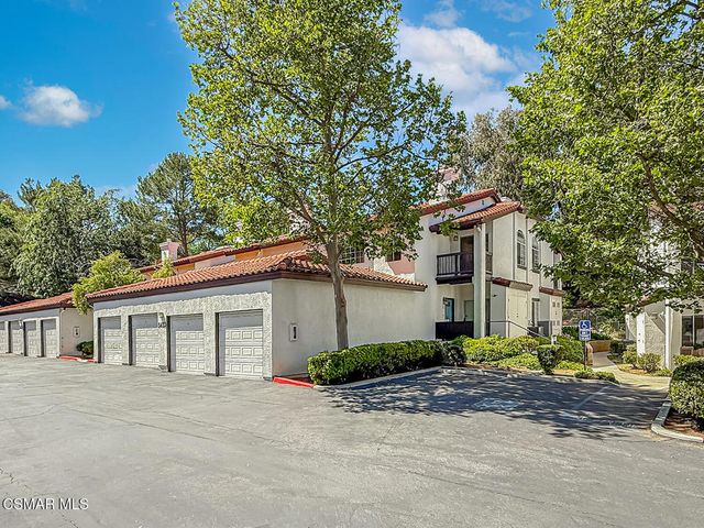 5423 Spanish Oak Lane C, Oak Park, CA 91377