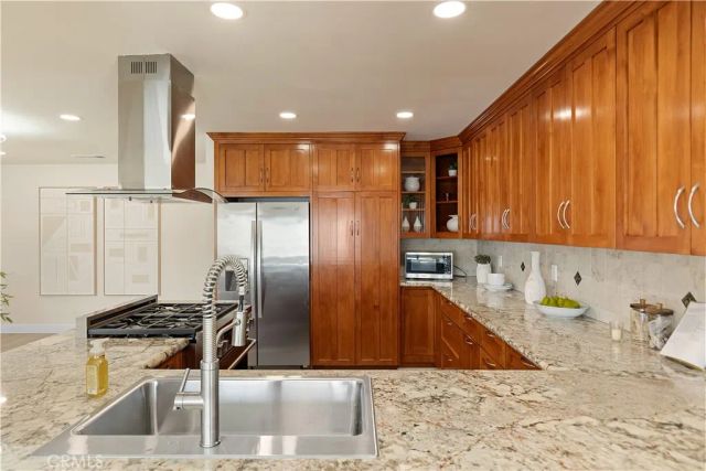 9050 Cardinal, Fountain Valley, CA 92708