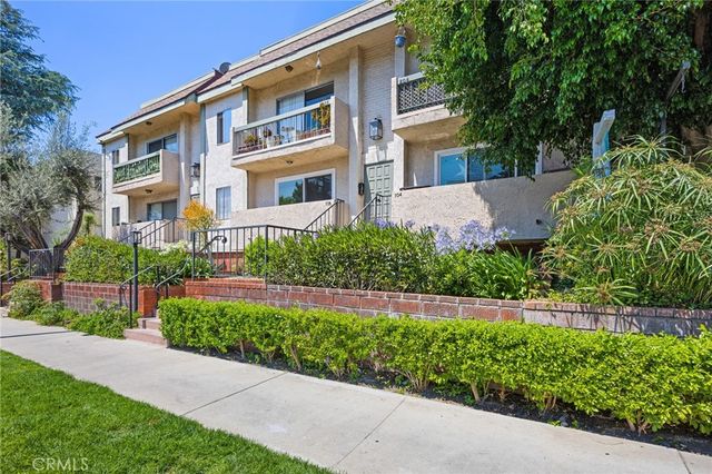 5055 Coldwater Canyon Avenue 105, Sherman Oaks, CA 91423