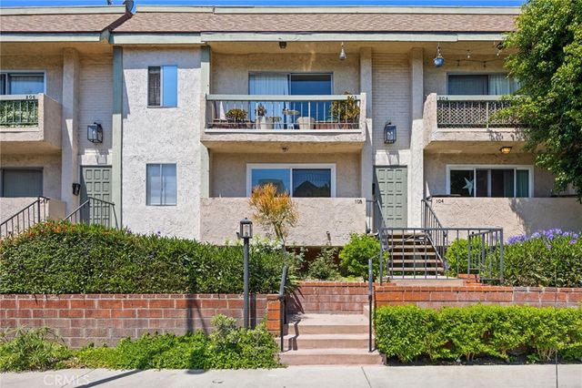 5055 Coldwater Canyon Avenue 105, Sherman Oaks, CA 91423