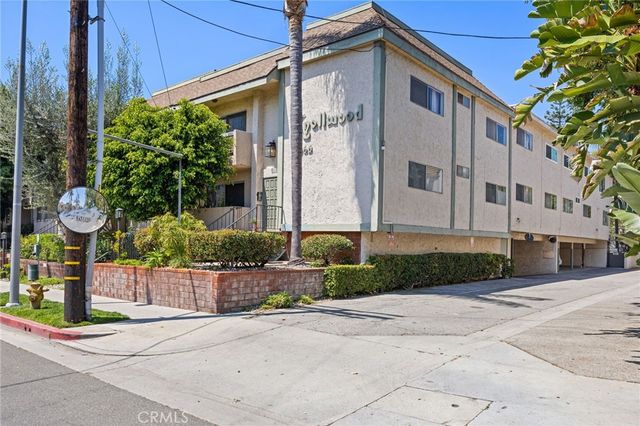 5055 Coldwater Canyon Avenue 105, Sherman Oaks, CA 91423