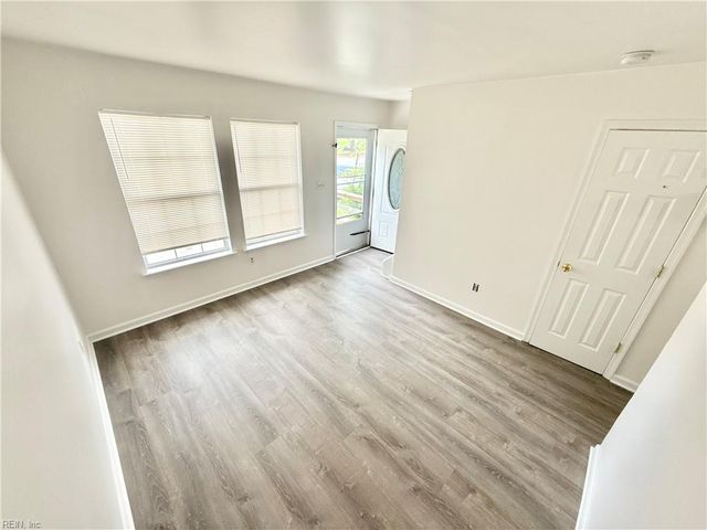 3409 Shell RD, Hampton, VA 23661