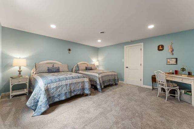 10813 Walnut Drive, St. John, IN 46373