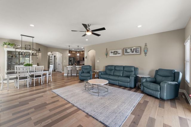 10813 Walnut Drive, St. John, IN 46373