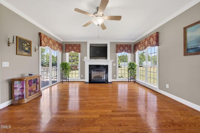 109 Grahamridge Lane, Fuquay Varina, NC 27526