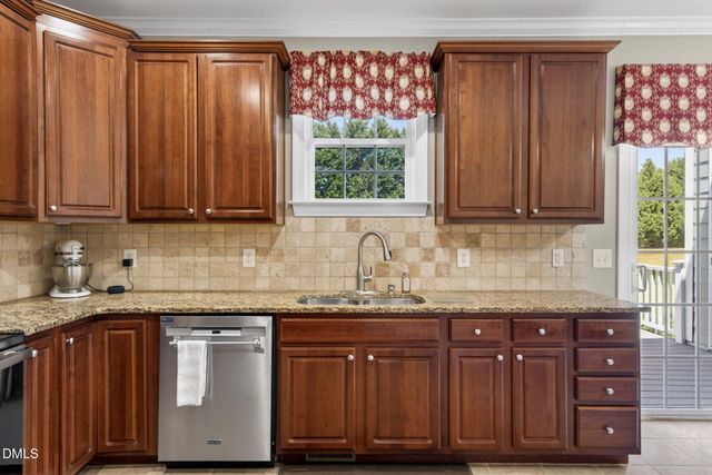 109 Grahamridge Lane, Fuquay Varina, NC 27526