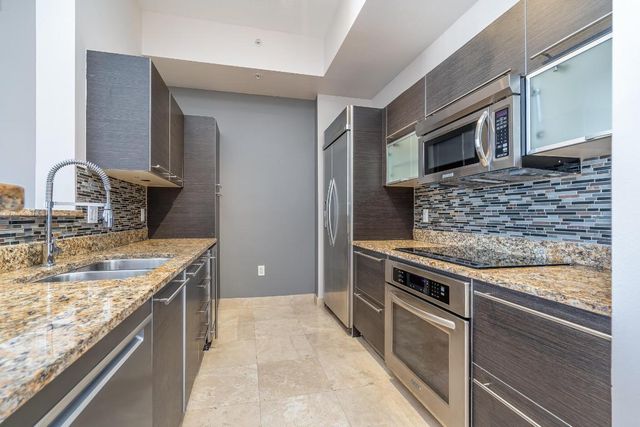 550 Okeechobee Boulevard Lph-06, West Palm Beach, FL 33401