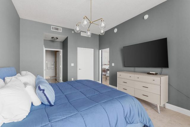 550 Okeechobee Boulevard Lph-06, West Palm Beach, FL 33401