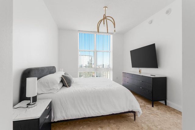 550 Okeechobee Boulevard Lph-06, West Palm Beach, FL 33401