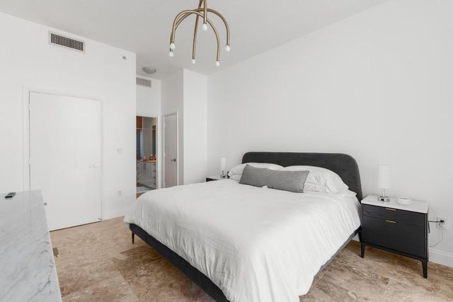 550 Okeechobee Boulevard Lph-06, West Palm Beach, FL 33401