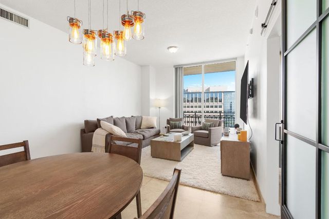 550 Okeechobee Boulevard Lph-06, West Palm Beach, FL 33401