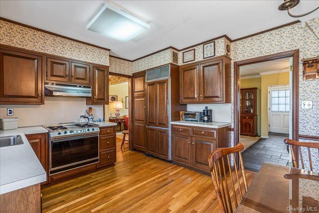 217-53 Kingsbury Avenue, Oakland Gardens, NY 11364