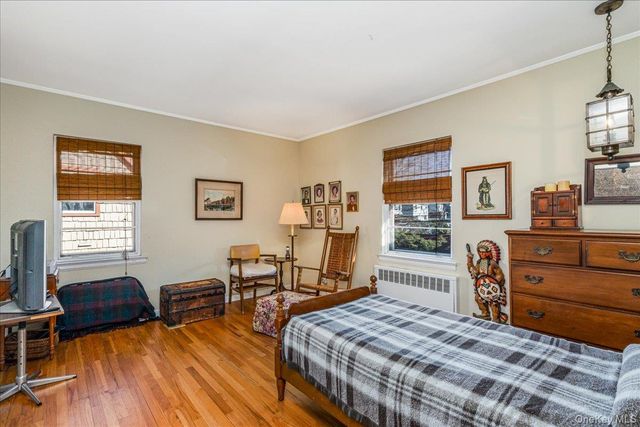 217-53 Kingsbury Avenue, Oakland Gardens, NY 11364