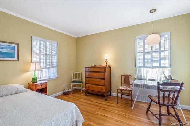 217-53 Kingsbury Avenue, Oakland Gardens, NY 11364