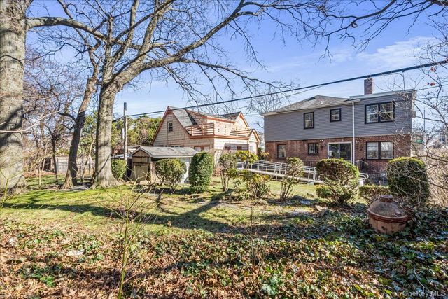 217-53 Kingsbury Avenue, Oakland Gardens, NY 11364