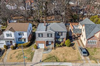 217-53 Kingsbury Avenue, Oakland Gardens, NY 11364