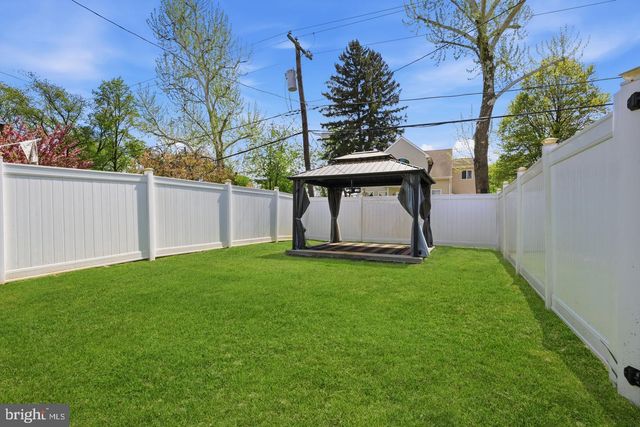 1137 SECOND AVE, Croydon, PA 19021