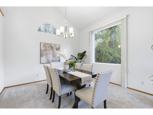 9500 Sw WASHINGTON Dr, Portland, OR 97223