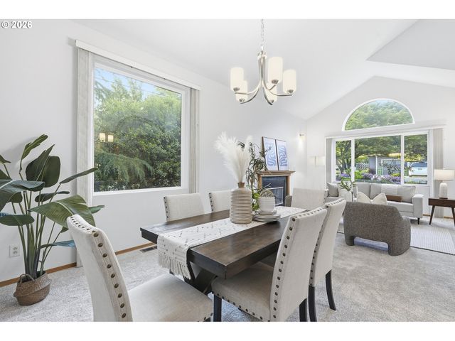 9500 Sw WASHINGTON Dr, Portland, OR 97223