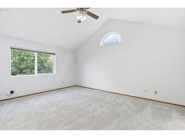 9500 Sw WASHINGTON Dr, Portland, OR 97223