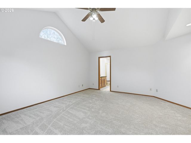 9500 Sw WASHINGTON Dr, Portland, OR 97223