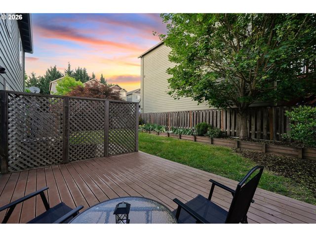 9500 Sw WASHINGTON Dr, Portland, OR 97223