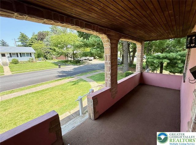 1818 West Jane Street, South Whitehall Twp, PA 18104