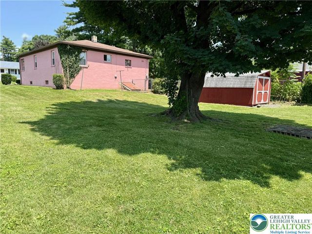 1818 West Jane Street, South Whitehall Twp, PA 18104