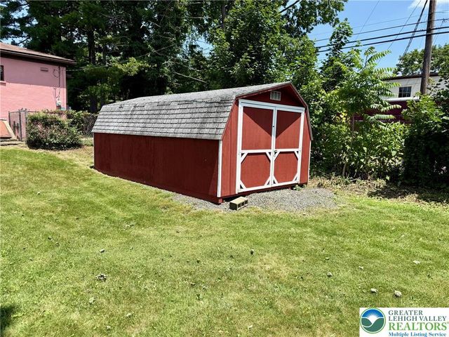 1818 West Jane Street, South Whitehall Twp, PA 18104