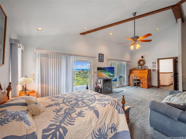 59-11 Kamehameha Highway B, Haleiwa, HI 96712