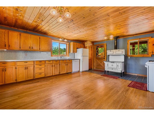 135 S Main St, Alma, CO 80420