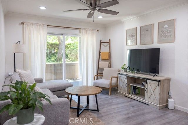 21991 Rimhurst, Lake Forest (el Toro), CA 92630