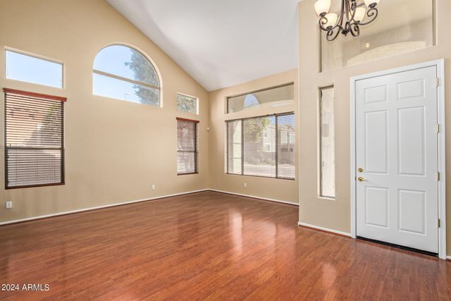 504 N SWALLOW Lane, Gilbert, AZ 85234
