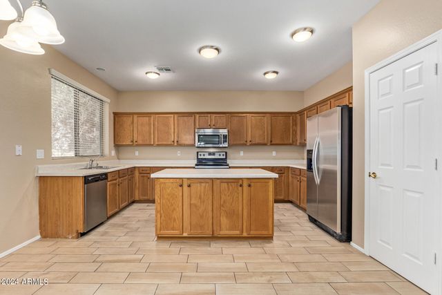 504 N SWALLOW Lane, Gilbert, AZ 85234