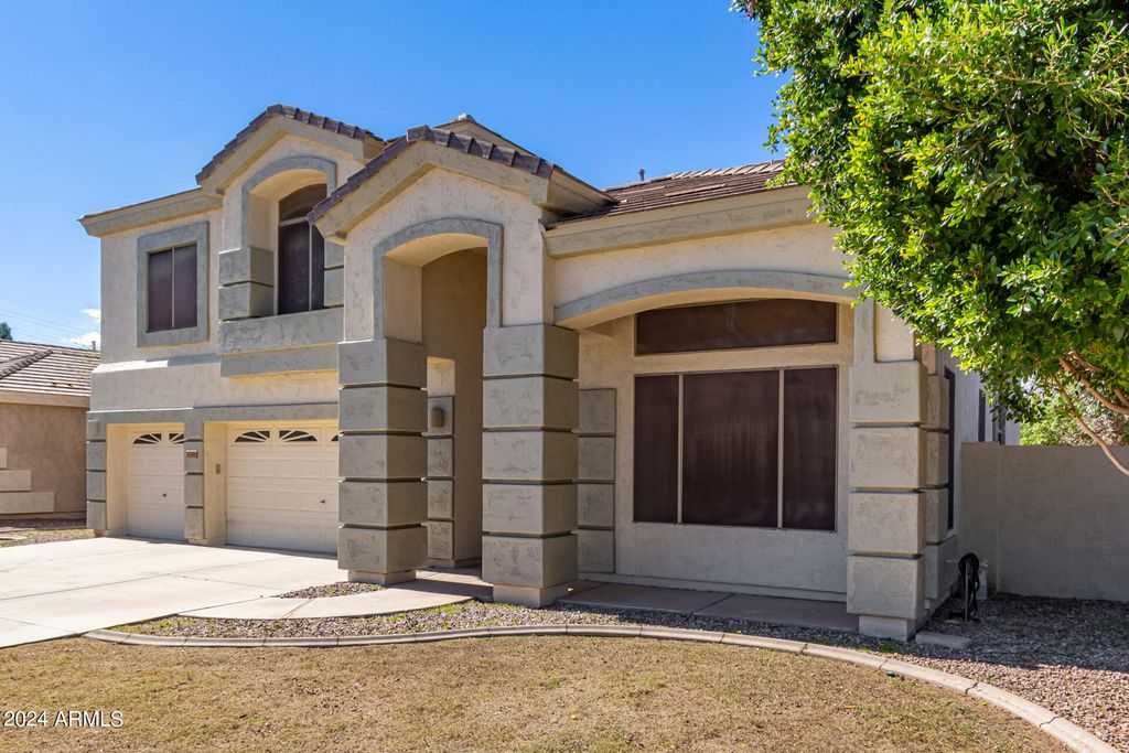 504 N SWALLOW Lane, Gilbert, AZ 85234