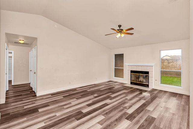 2408 Beatrice Ln, Modesto, CA 95355