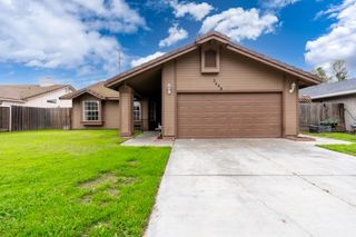 2408 Beatrice Ln, Modesto, CA 95355