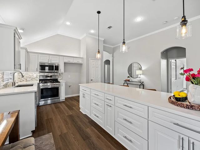 10122 Loving Trail Drive, Frisco, TX 75035