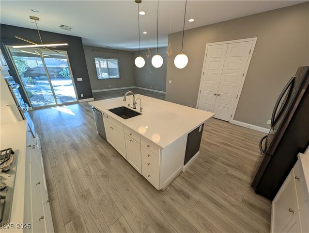 4535 Herbert River Avenue, Las Vegas, NV 89141