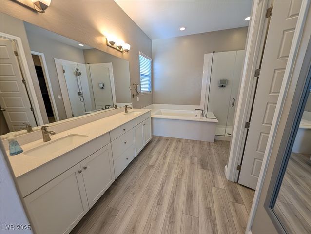 4535 Herbert River Avenue, Las Vegas, NV 89141