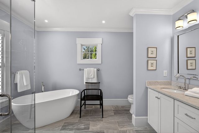 125 Wianno Circle, Barnstable, MA 02655