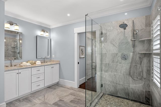 125 Wianno Circle, Barnstable, MA 02655