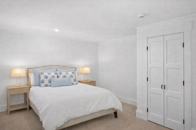 125 Wianno Circle, Barnstable, MA 02655