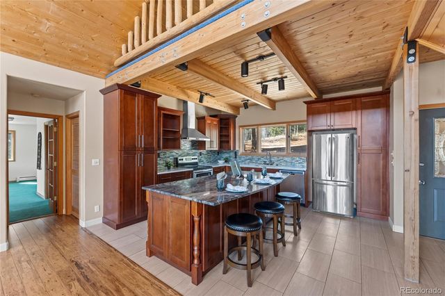 1008 Cantiberry Road, Divide, CO 80814