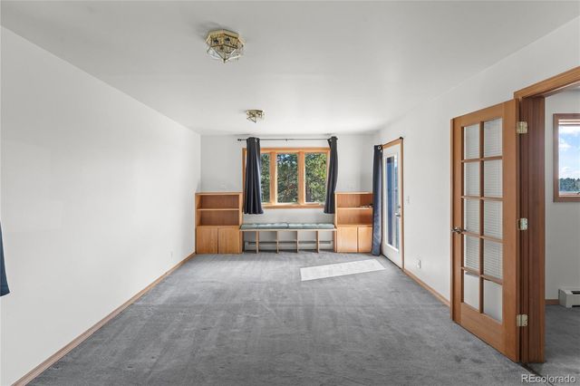 1008 Cantiberry Road, Divide, CO 80814