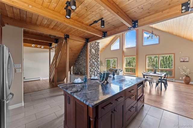 1008 Cantiberry Road, Divide, CO 80814