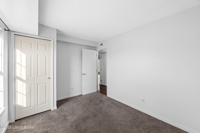 4724 Ferrer Way, Jeffersontown, KY 40299