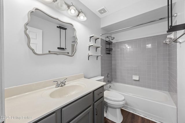 4724 Ferrer Way, Jeffersontown, KY 40299