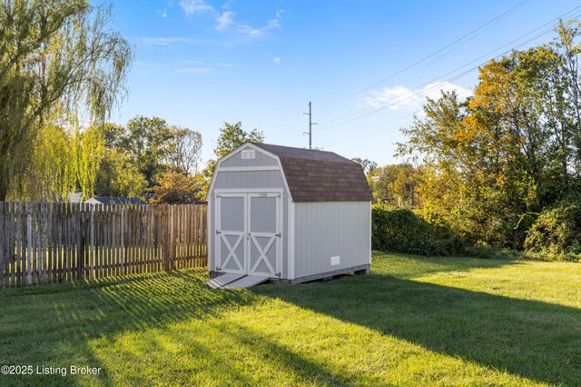 4724 Ferrer Way, Jeffersontown, KY 40299